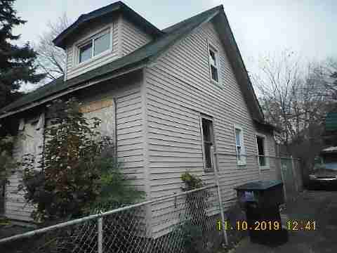 12713 Greenlawn (20)_m.jpg